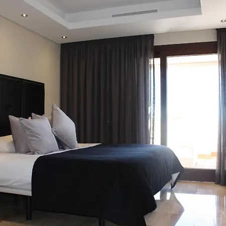 120 - Penthouse With Private Pool!! 公寓 埃斯特波纳